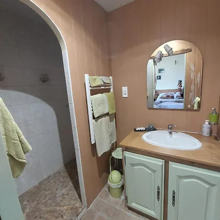 Domaine De La Lucarliere Saint-Cyr-des-Gats