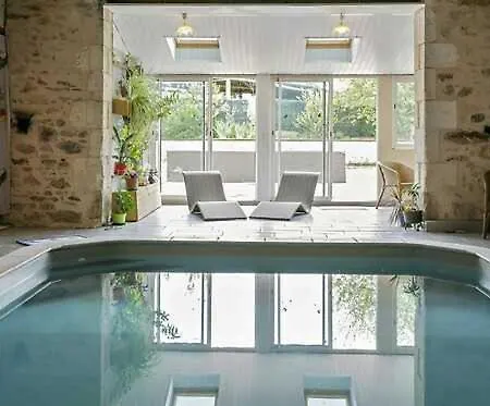 Domaine De La Lucarliere לינה וארוחת בוקר Saint-Cyr-des-Gats