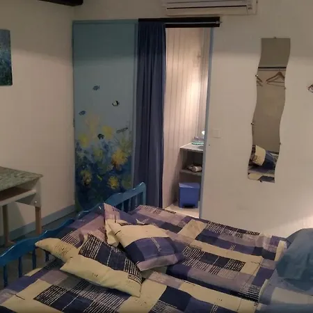 Domaine De La Lucarliere לינה וארוחת בוקר